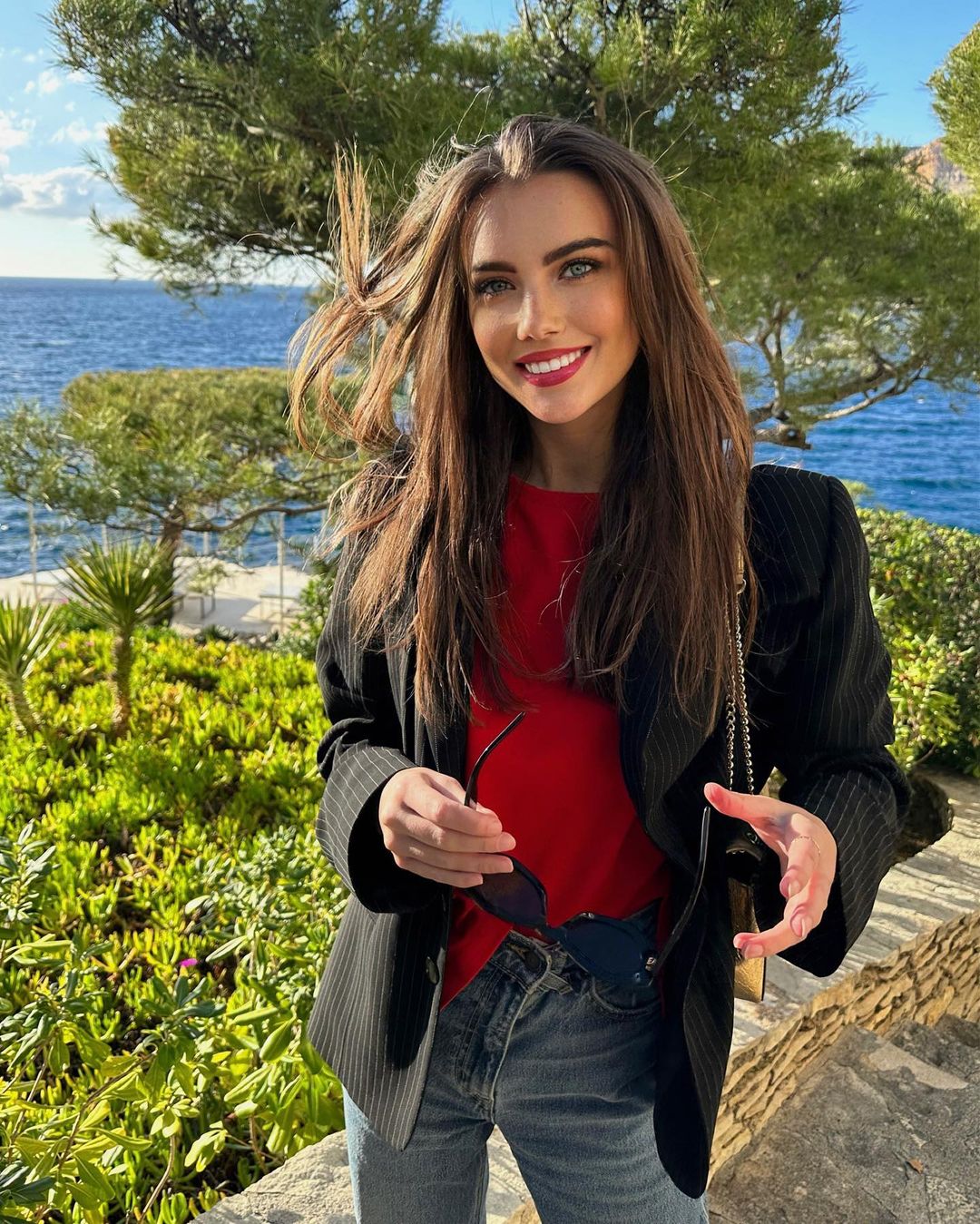 Claire-Molin-Wallpapers-Insta-Fit-Bio-Claireemln-Wallpapers-Insta-Fit-Bio-2
